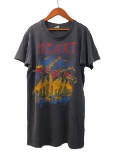 画像1: 1982's "HEART" 82 TOUR Print Tee PAKISTAN Cotton　size XS  (表記 S) (1)