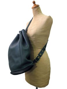 画像2: 1980-90's OLD COACH Leather Shoulder Bag 　GREEN　 made in NEW YORK USA (2)