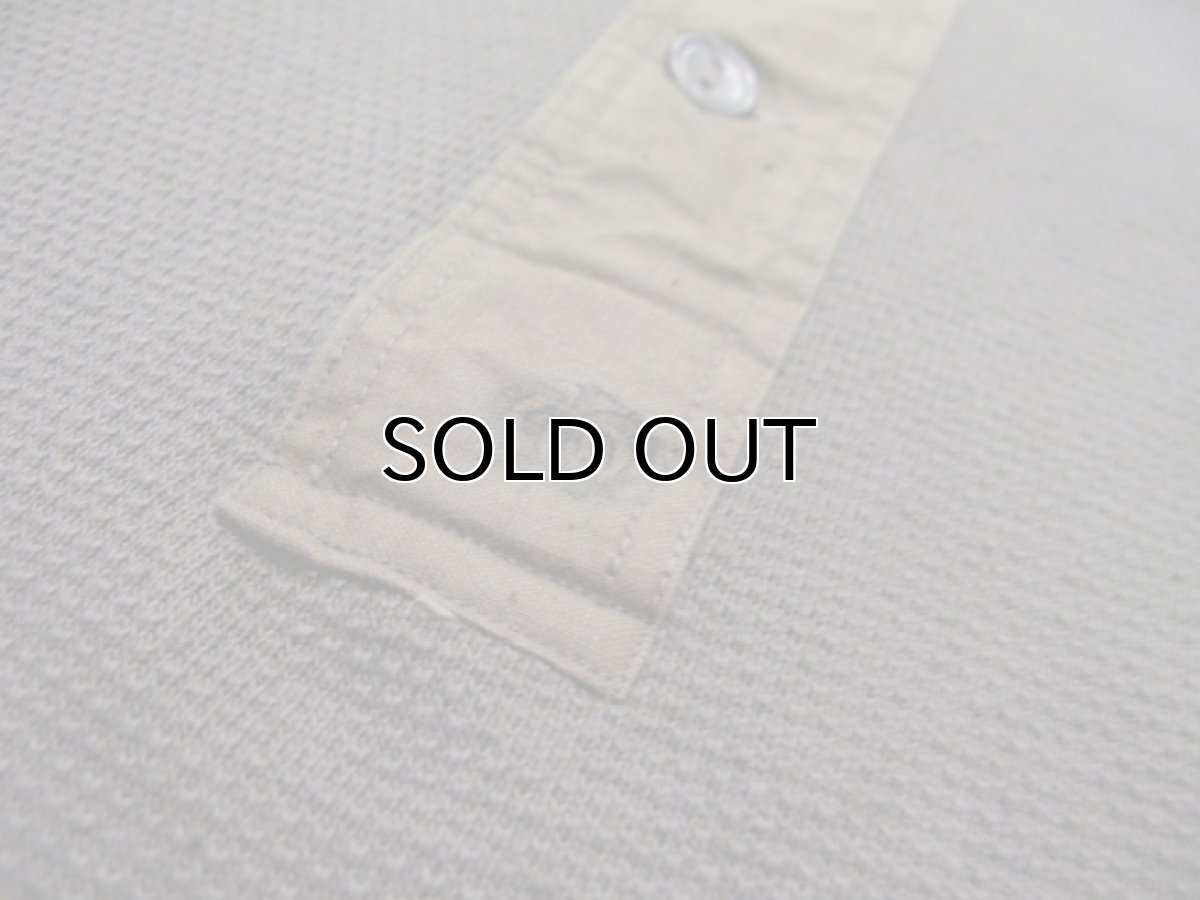 画像4: 1950-60's Swedish MilitaryWaffle Henley Neck Shirts DEAD STOCK - one wash　size M (表記 不明) (4)