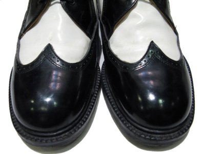 画像1: "BRAVO" Wing Tip TWO-TONE 3-Hole Sole  BLACK / WHITE 　size US 9  ( 42 / 27 cm )