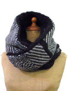 画像1: #7  Note and Pen "remake" OLD KNIT SNOOD (1)