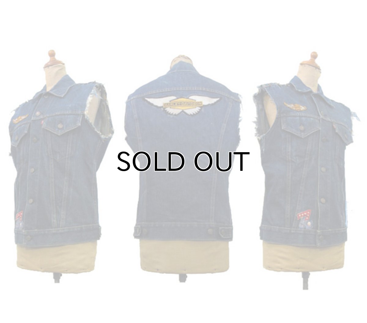 画像2: 1970's "Levi's" 70505e Cutoff Denim Vest　Indigo Blue　size S位  (表記 36) (2)