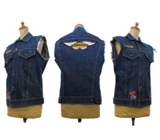 画像2: 1970's "Levi's" 70505e Cutoff Denim Vest　Indigo Blue　size S位  (表記 36) (2)