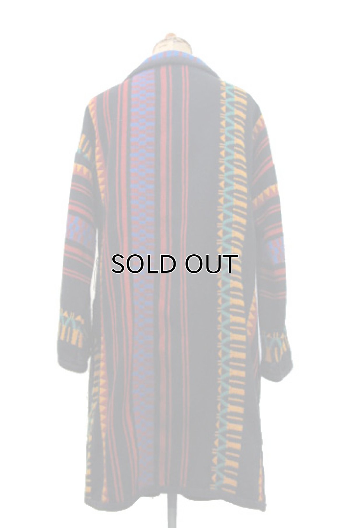 画像2: 1970's~ OLD Blanket Gown　Native Pattern (総柄)　size Free (表記 なし) (2)