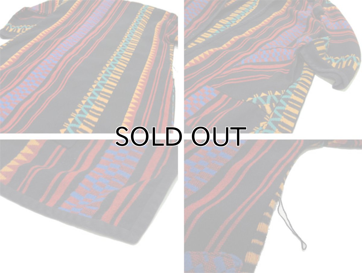 画像3: 1970's~ OLD Blanket Gown　Native Pattern (総柄)　size Free (表記 なし) (3)