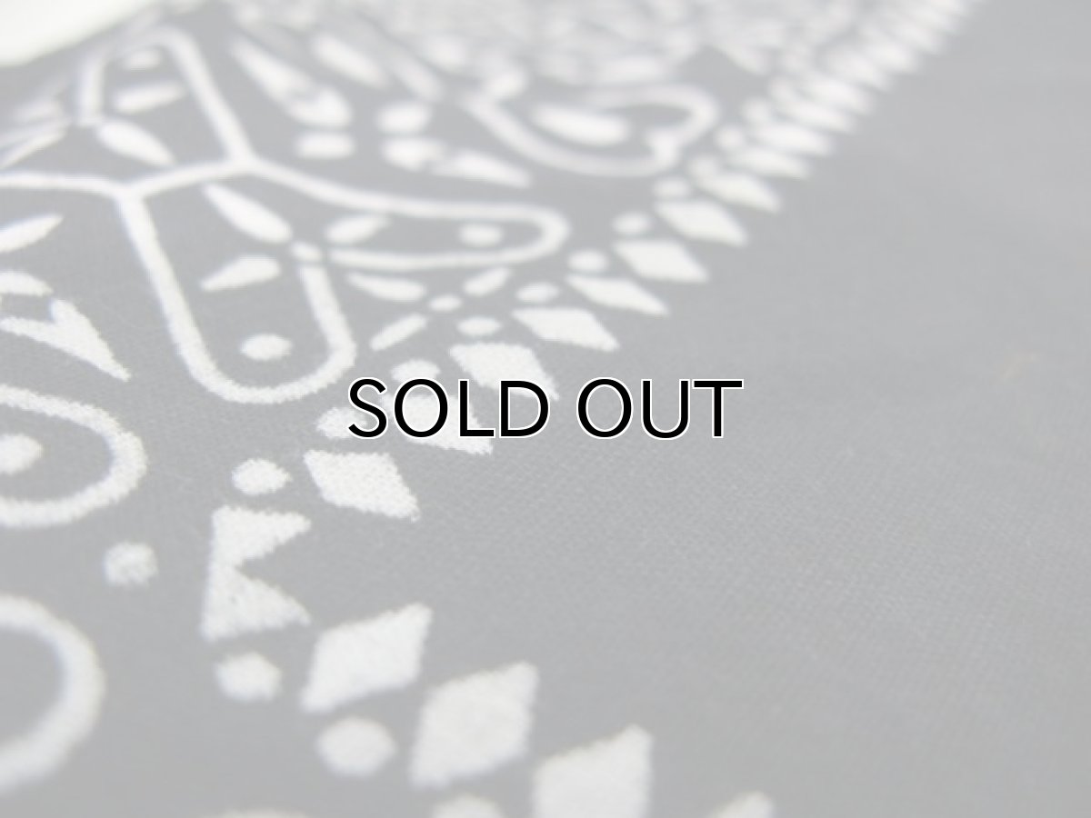 画像5: OLD BANDANNA "CROSS" BLACK 52 cm x 53 cm (5)