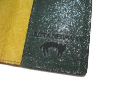 画像3: "JUTTA NEUMANN" Leather Card Case  color : Lame Green / Mustard   ONE SIZE (3)