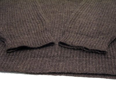 画像2: "Mr. Johnmax" V-neck Pullover Sweater　BROWN　size M - L (表記 なし)