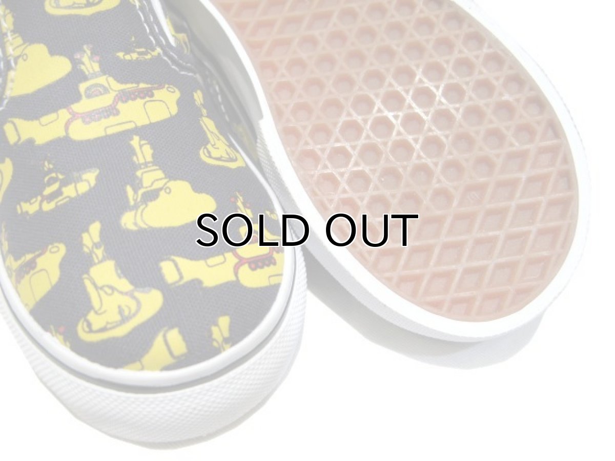 画像5: NEW VANS "The Beatles Yellow Submarine" Kids Slip-On Navy / Yellow size 6 / 6.5 / 8 / 8.5 / 9 (5)