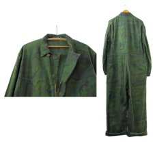 画像2: 1960-70's U.S.A Unknown Cotton Satin Camouflage All in One　Olive Green　size L (表記 不明) (2)