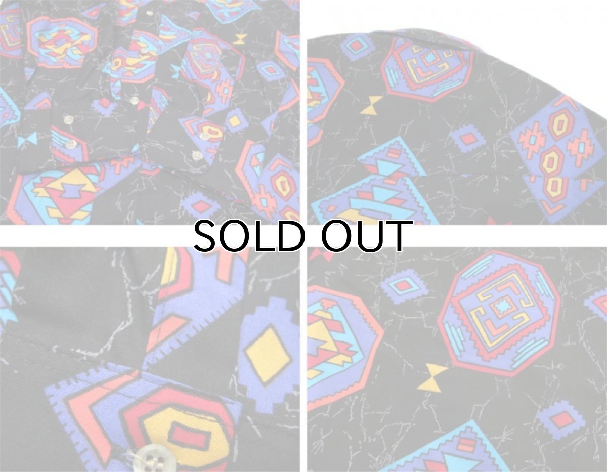 画像5: 1980's~ "Wrangler" Native Pattern BD Shirts -made in USA-　BLACK　size M (表記 15 - 34) (5)