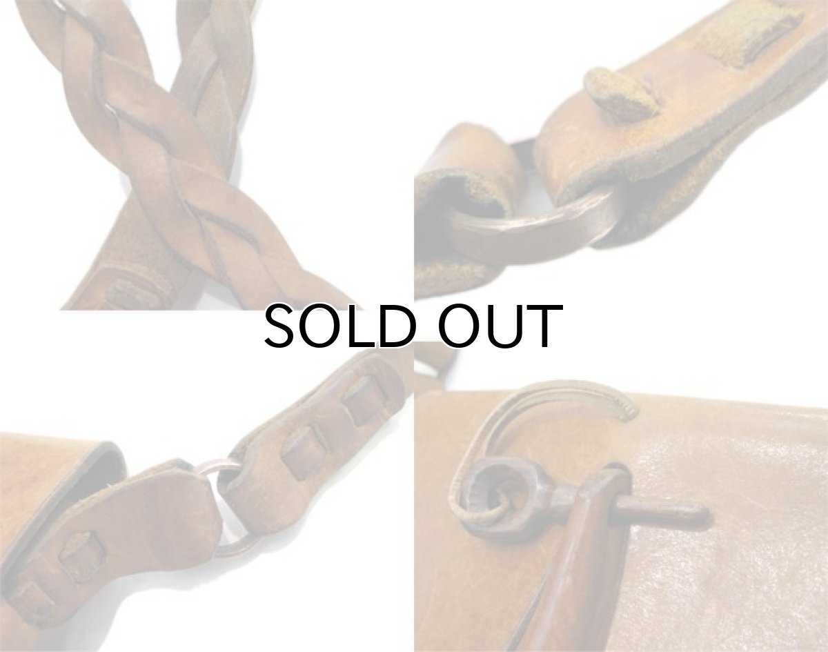 画像4: 1970's Leather Craft Shoulder Bag with Wood Key color : Lt. Brown (4)