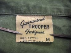 画像3: 1960's U.S.Military "TROOPER" L/S Cotton Poplin Fatigue Shirts　OLIVE　size M - L (表記 M) (3)