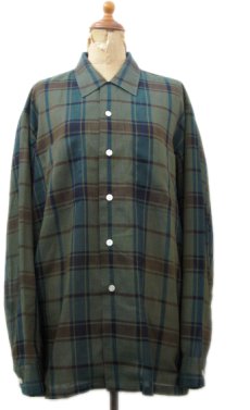 画像1: 1960's "The Halle Bros. Co." Check Pattern Box Shirts　GREEN　size L (表記 L 33) (1)