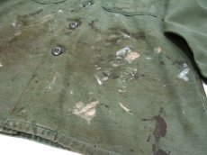 画像8: 1970's U.S.Military L/S Cotton Fatigue Shirts "Painted"　OLIVE　size M - L (表記 15 1/2 x 35) (8)