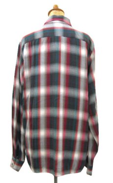 画像2: 1960's "ARROW" Ombre Check Rayon Shirts　Red / Green 　size M - L (表記 15 - 15 1/2) (2)