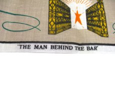 画像6: OLD Linen Fabric Tapestry "THE MAN BEHIND THE BAR"　-made in IRELAND-　BEIGE　50cm x 75cm (6)