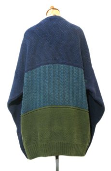 画像2: 1980's "Eddie Bauer" Three Tone Crew Neck Cotton Knit -made in USA-　Navy / Blue / Green　size XL (表記 L) (2)