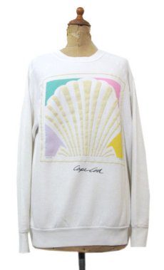 画像1: 1980's FRUIT OF THE ROOM "Cape cod" Crew Neck Sweat Shirts -made in USA-　WHITE　size M (表記 L) (1)