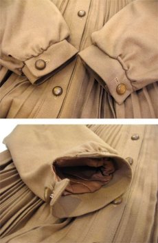 画像4: 1960-70's OLD Pleats Design Wool Coat　BEIGE　size Free (4)