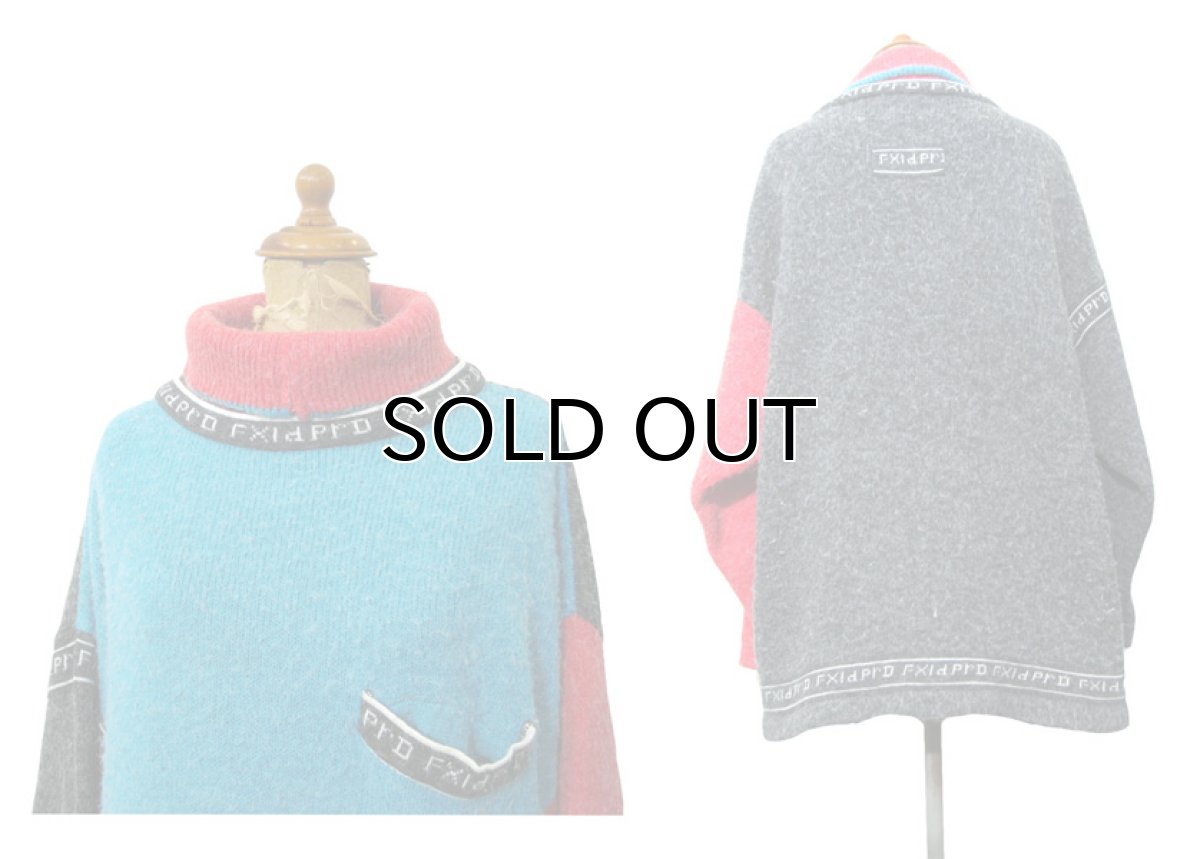 画像2: 1980-90's "KITTY HAWK" Hi-Neck Design Sweater Blue / Red / Charcoal size L - XL (表記 M) (2)
