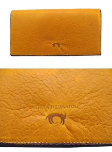 画像2: "JUTTA NEUMANN" Leather Wallet "the Waiter's Wallet"  color : Mustard / Orange 長財布 (2)