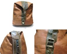 画像5: "SIMON OF CALIFORNIA" Two-Tone Leather Shoulder Bag　Brown / Green (5)