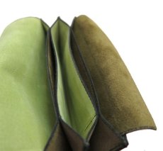 画像9: "JUTTA NEUMANN" Leather Wallet "the Waiter's Wallet"  -Suede-  color : Suede Green / Lime Green (9)