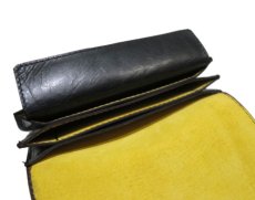 画像8: "JUTTA NEUMANN" Leather Wallet "the Waiter's Wallet"  Medium Size　color : Black / Yellow (8)