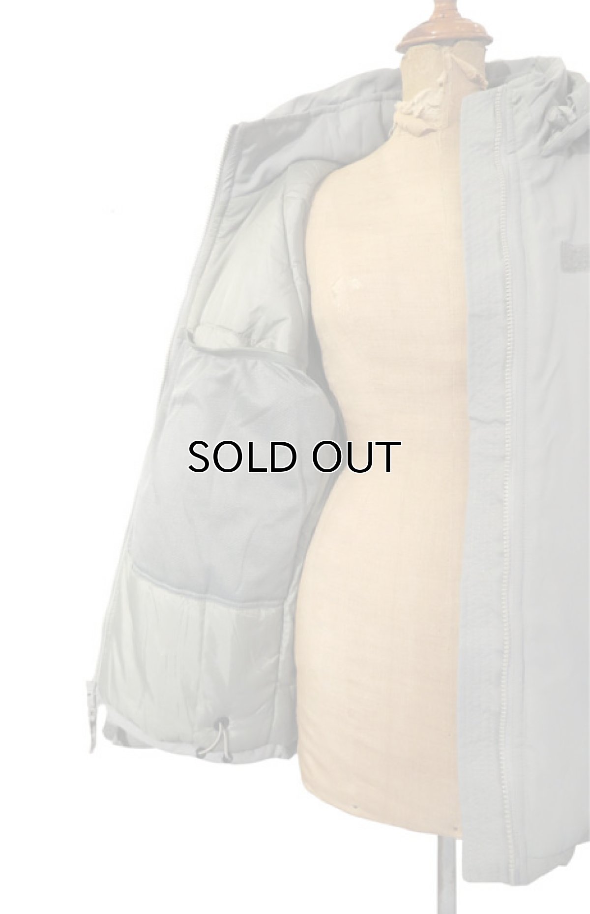 画像3: U.S. ARMY ECWCS GEN III Level7 Primaloft Jacket  Dead Stock　size XS-R , SMALL-R (3)