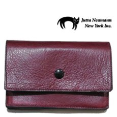 画像1: "JUTTA NEUMANN" Leather Wallet "the Waiter's Wallet" Medium Size　color : Burgundy / Yellow (1)