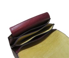 画像9: "JUTTA NEUMANN" Leather Wallet "the Waiter's Wallet" Medium Size　color : Burgundy / Yellow (9)