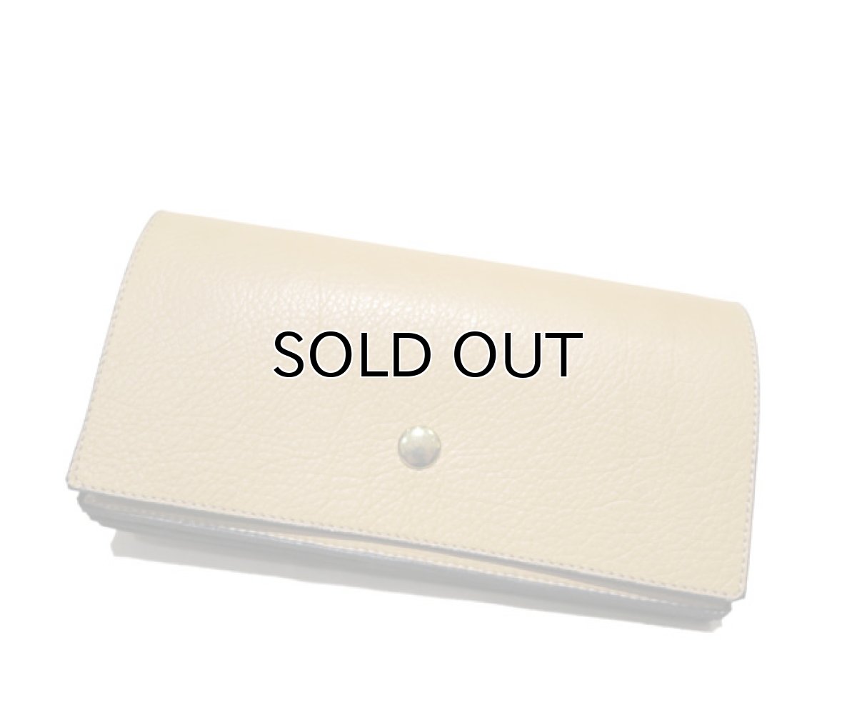 画像2: "JUTTA NEUMANN" Leather Wallet "the Waiter's Wallet"  color : Camel Shine / Lavender 長財布 (2)