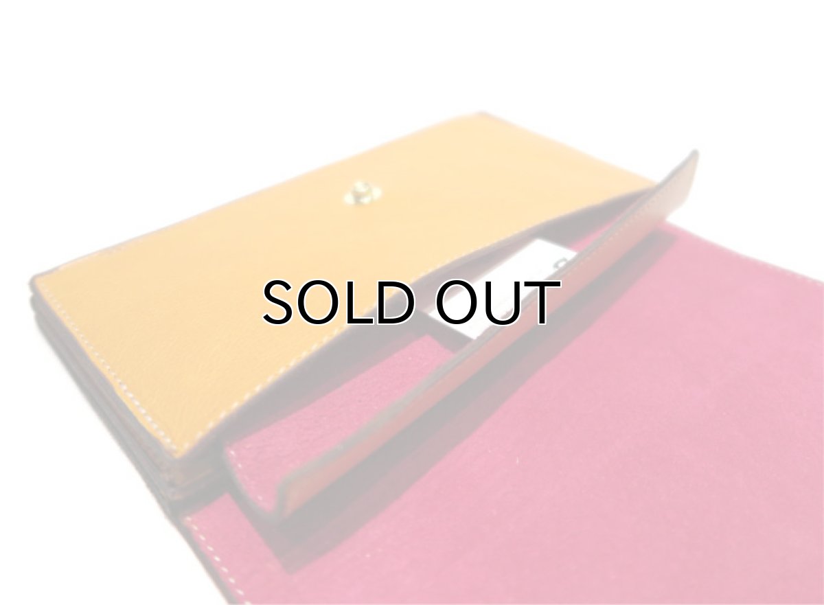 画像8: "JUTTA NEUMANN" Leather Wallet "the Waiter's Wallet"  color : Mustard / Magenta　長財布 (8)
