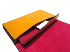 画像8: "JUTTA NEUMANN" Leather Wallet "the Waiter's Wallet"  color : Mustard / Magenta　長財布 (8)