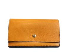 画像2: "JUTTA NEUMANN" Leather Wallet "the Waiter's Wallet"  color : Mustard / Violet　長財布 (2)