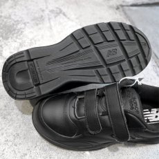 画像6: New Balance  Velcro Walking Sneaker  made in U.S.A.　color : BLACK　size US 8 (6)