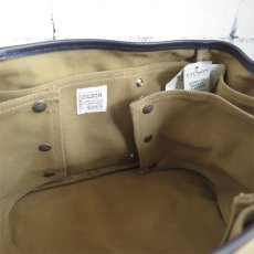 画像6: FILSON Rugged Twill Utility Bag　未使用品　TAN (6)