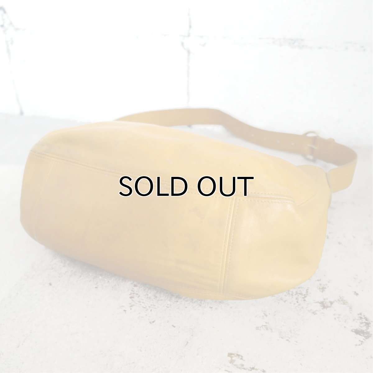 画像4: 1990's~ OLD COACH Leather Shoulder Bag 　MUSTARD (4)