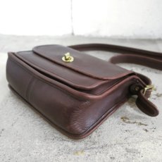 画像4: 1980-90's OLD COACH Leather Shoulder Bag 　BROWN (4)