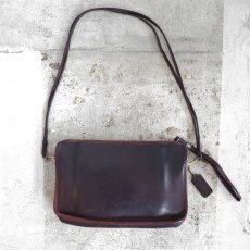 画像1: 1960-70's OLD COACH Leather Shoulder Bag 　BURGUNDY (1)