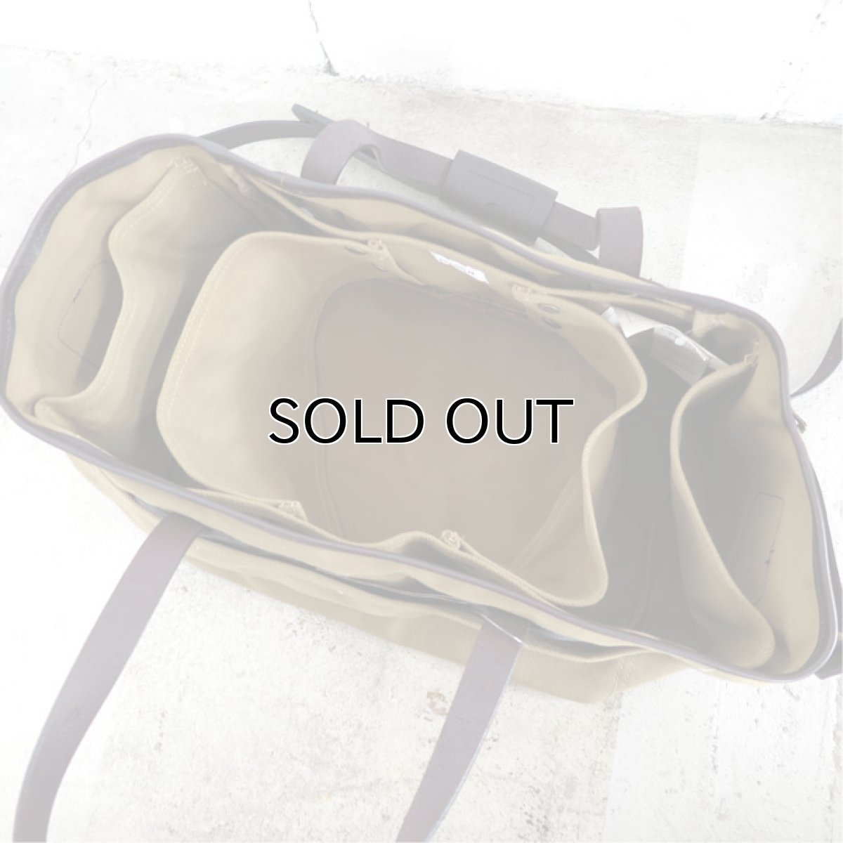 画像5: FILSON Rugged Twill Utility Bag 未使用品 TAN (5)