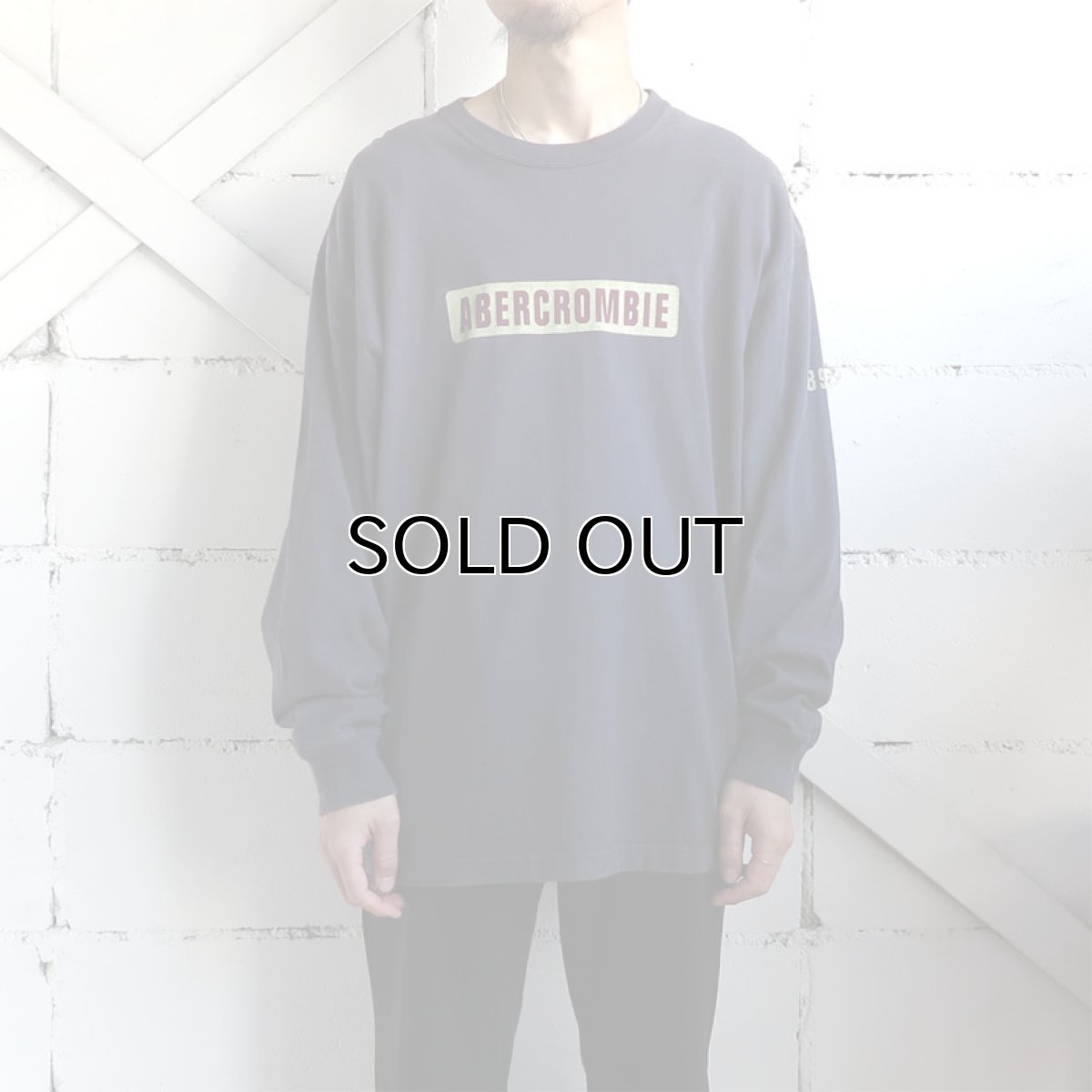 画像2: 1990's~ Abercrombie & Fitch Logo Print L/S T-Shirt NAVY size XL(表記XL) (2)