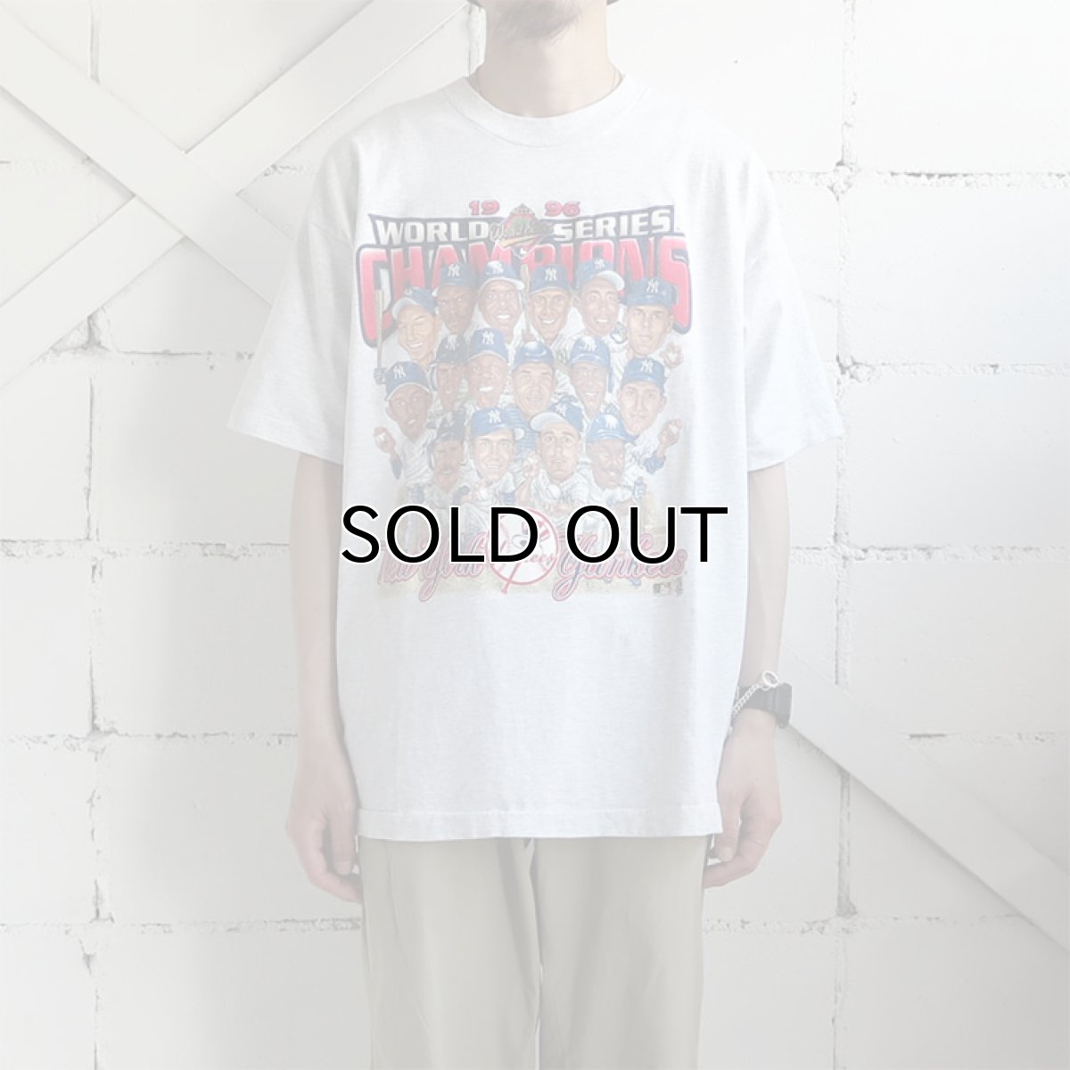 画像2: 1990's U.S.A. "New York Yankees" Print T-Shirt ASH GREY size L-XL(表記不明) (2)