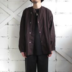 画像2: 1950's U.S. ARMY Cotton Pajama Shirt  -DEAD STOCK-　BROWN over dyed　size L (2)