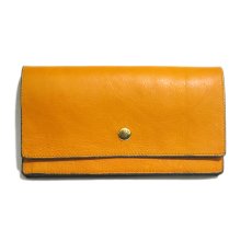 画像2: "JUTTA NEUMANN" Leather Wallet "Waiter's Wallet" -長財布-　color : Mustard / Smokey Green (2)
