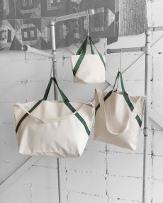 画像1: Riprap "A TOTE" -STUDIO MADE-　color NATURAL/FOREST GREEN　3 SIZES (1)