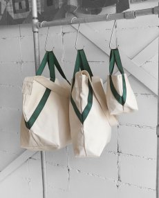 画像2: Riprap "A TOTE" -STUDIO MADE-　color NATURAL/FOREST GREEN　3 SIZES (2)