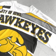 画像5: 1990's "IOWA HAWKEYES" All Over Print T-Shirt　WHITE　size XXL (5)