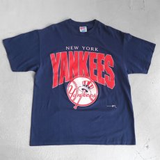 画像1: 1990's "NEW YORK YANKEES" Print T-Shirt　NAVY　size M-L (1)